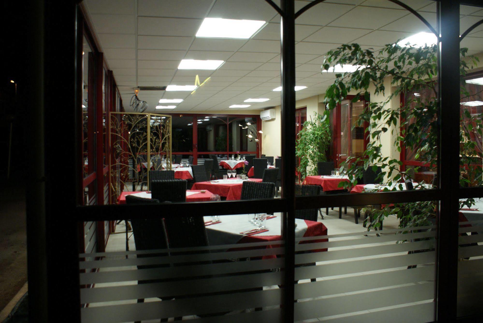 Hotel Du Parc Limoges & Restaurant "Le Temps D'Une Pause" Экстерьер фото